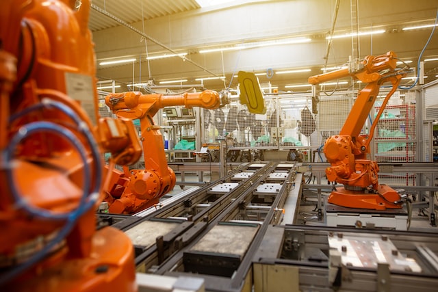 Understand How Robotics Manufacturing Works and Its Advantages